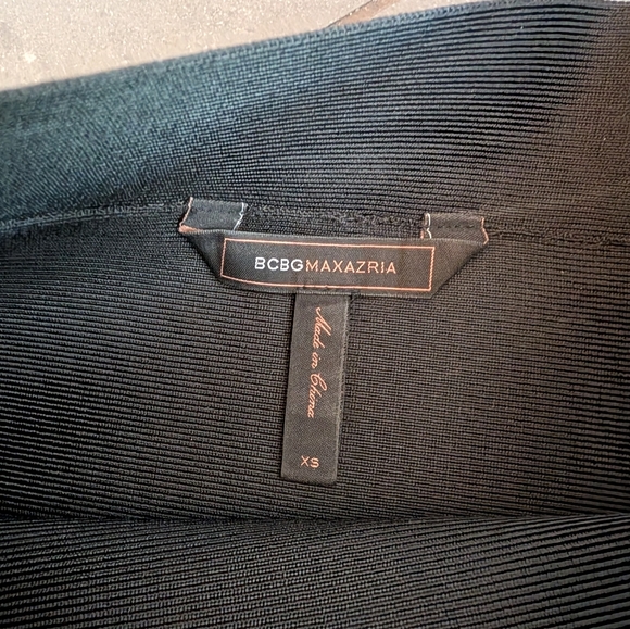 BCBGMaxazria Metallic Josie Gunmetal Power Skirt XS - Picture 6 of 6